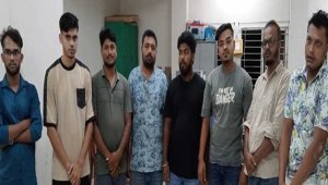 গোপন বৈঠকের সময় যুবলীগের ৮ নেতা গ্রে প্তা র